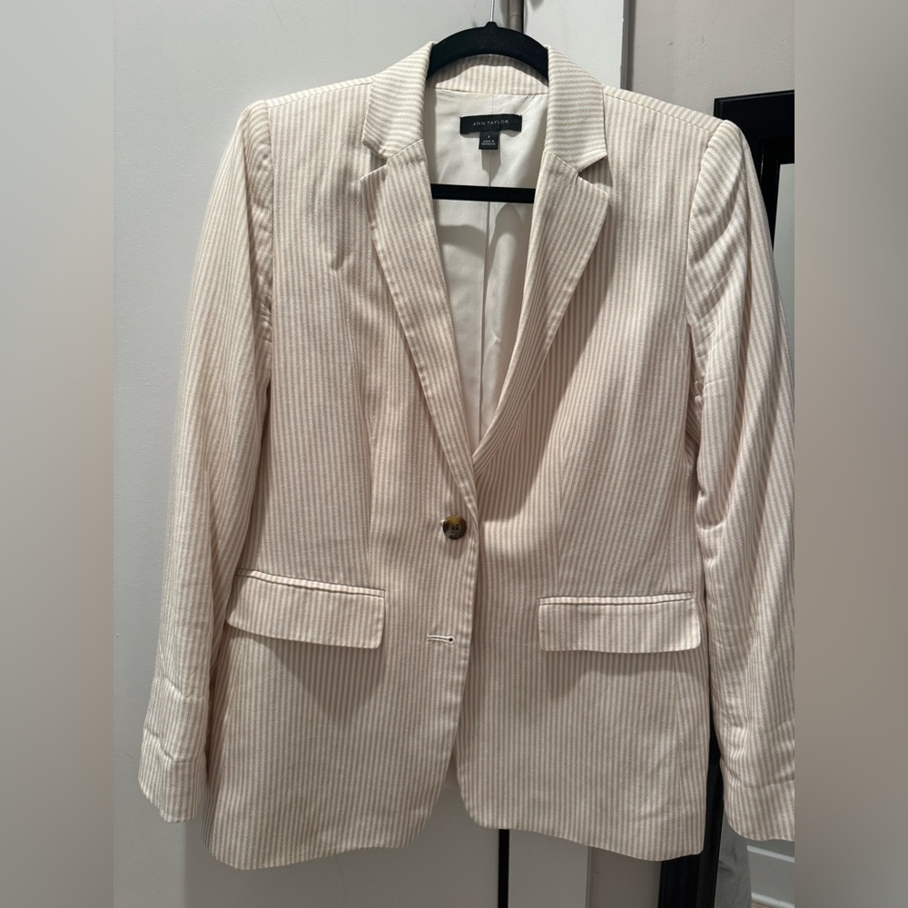 Ann Taylor Women's Beige Pinstripe Blazer
